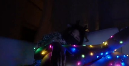 Onlyfans女网红台北娜娜圣诞特辑视频