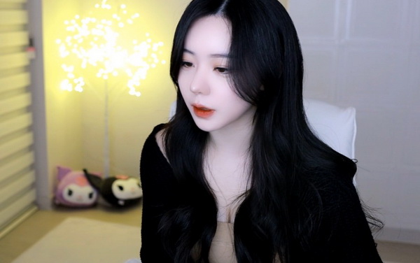 草莓香蕉榴莲9w97w乳液