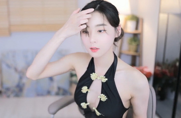 1819岁macbook日本