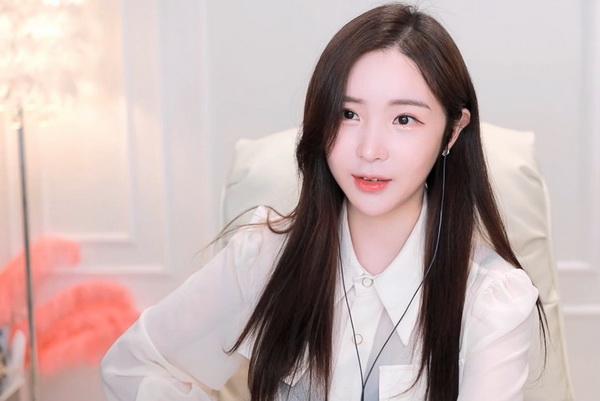 ���ϴ�����tttzzz07du