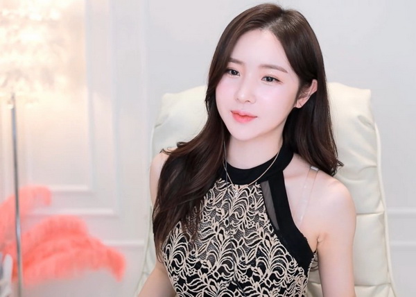 �ǳ���Ƶ��Ѹ������߹ۿ�